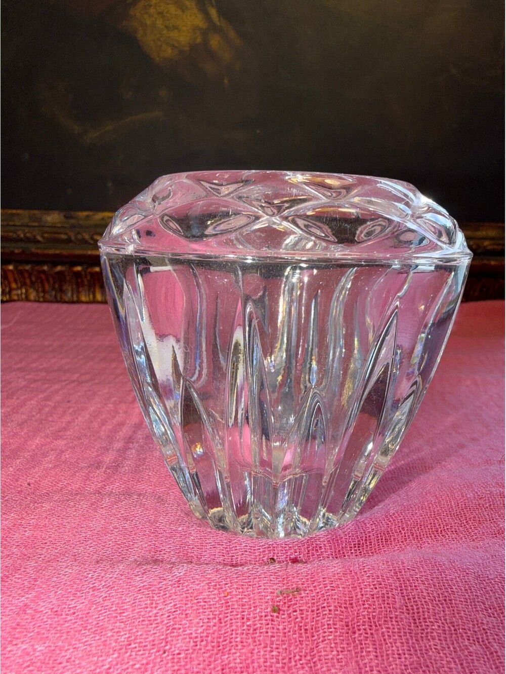 CANDLE HOLDER VTG Clear Glass Decorative Votive candle holder with Cut Pattern